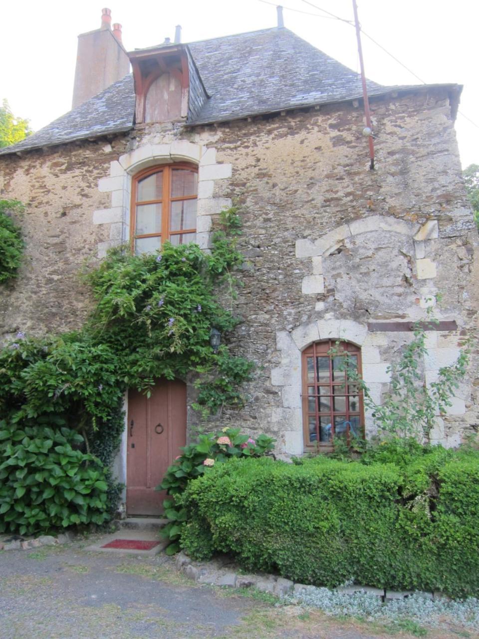 Chateau Le Breil Coron Exteriör bild